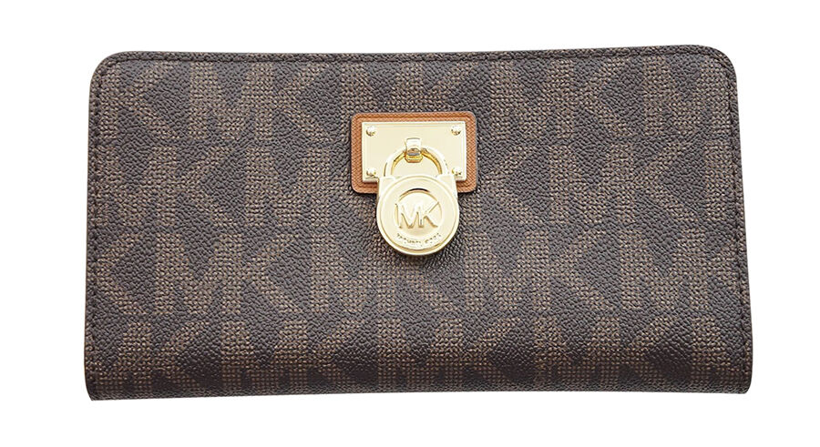 What To Look For In A Michael Kors Wallet